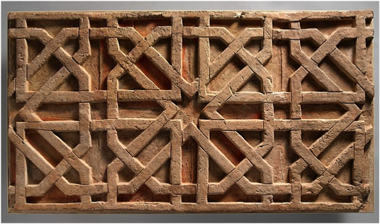 Frieze pattern, octagon, centered with half octagons on both sides.