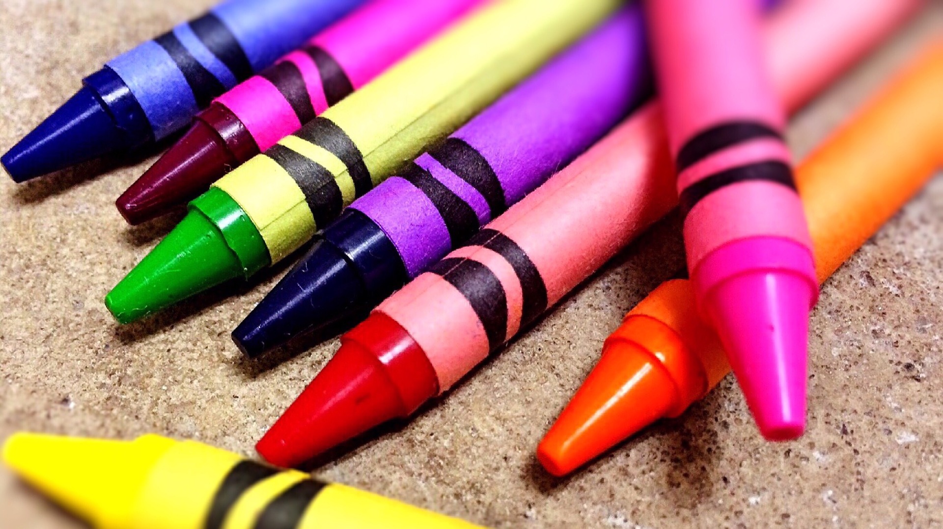 Photo of an assortment of crayons